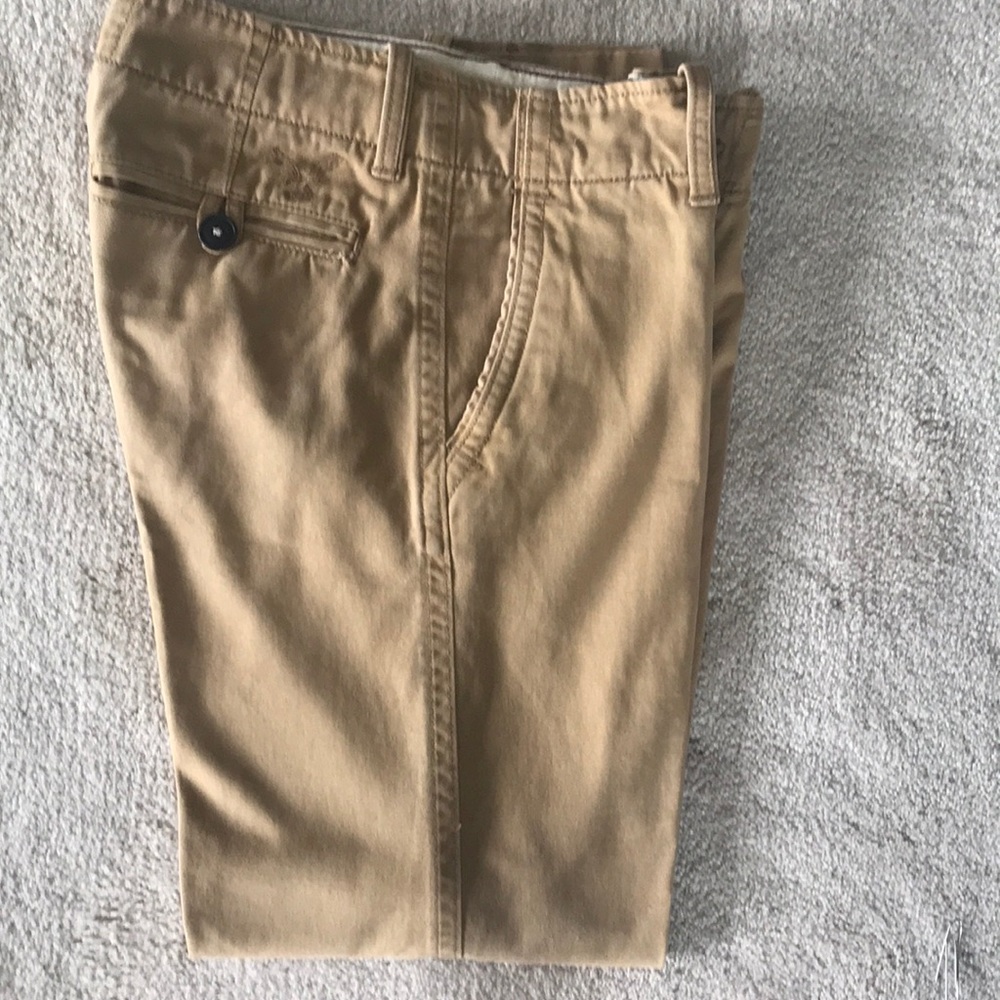Men’s Tan colored jean. 28/30